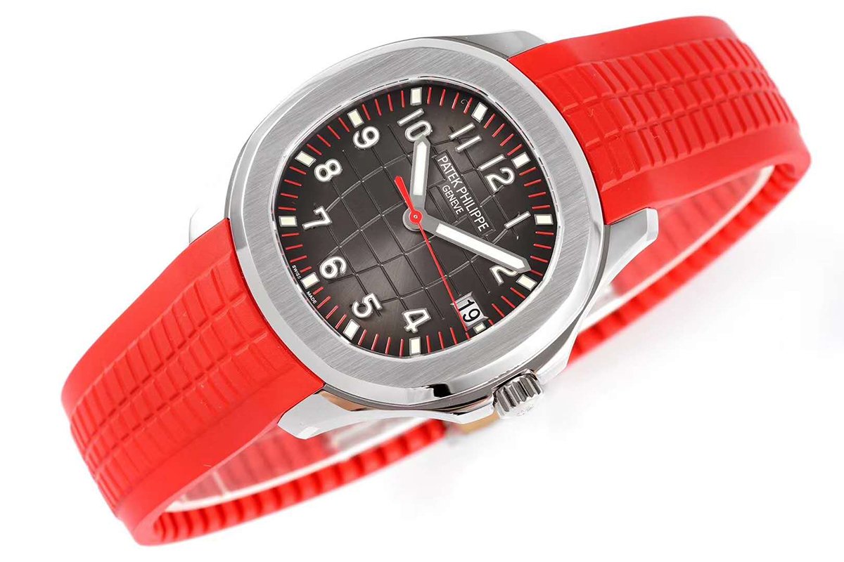 Aquanaut 5167A-012 ‘Singapore 2019’ Black Dial in Steel