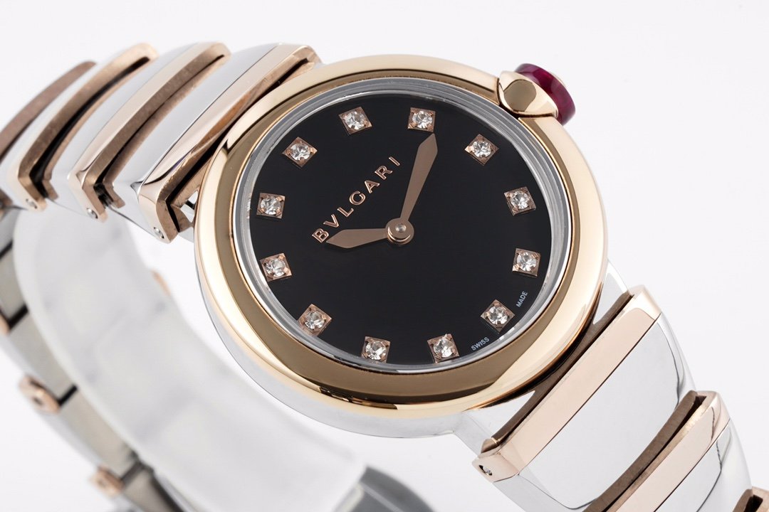 Lvcea Black Dial in Rose Gold/Steel