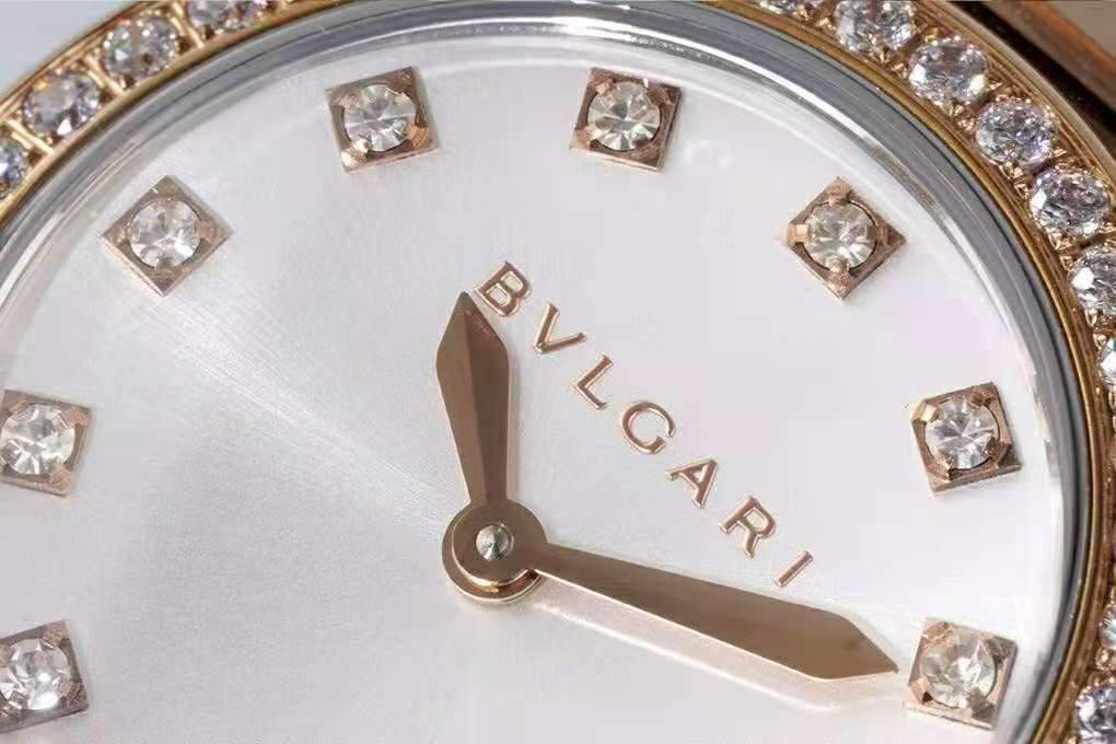 Lvcea Silver Dial in Rose Gold/Steel with D1am0nd Bezel