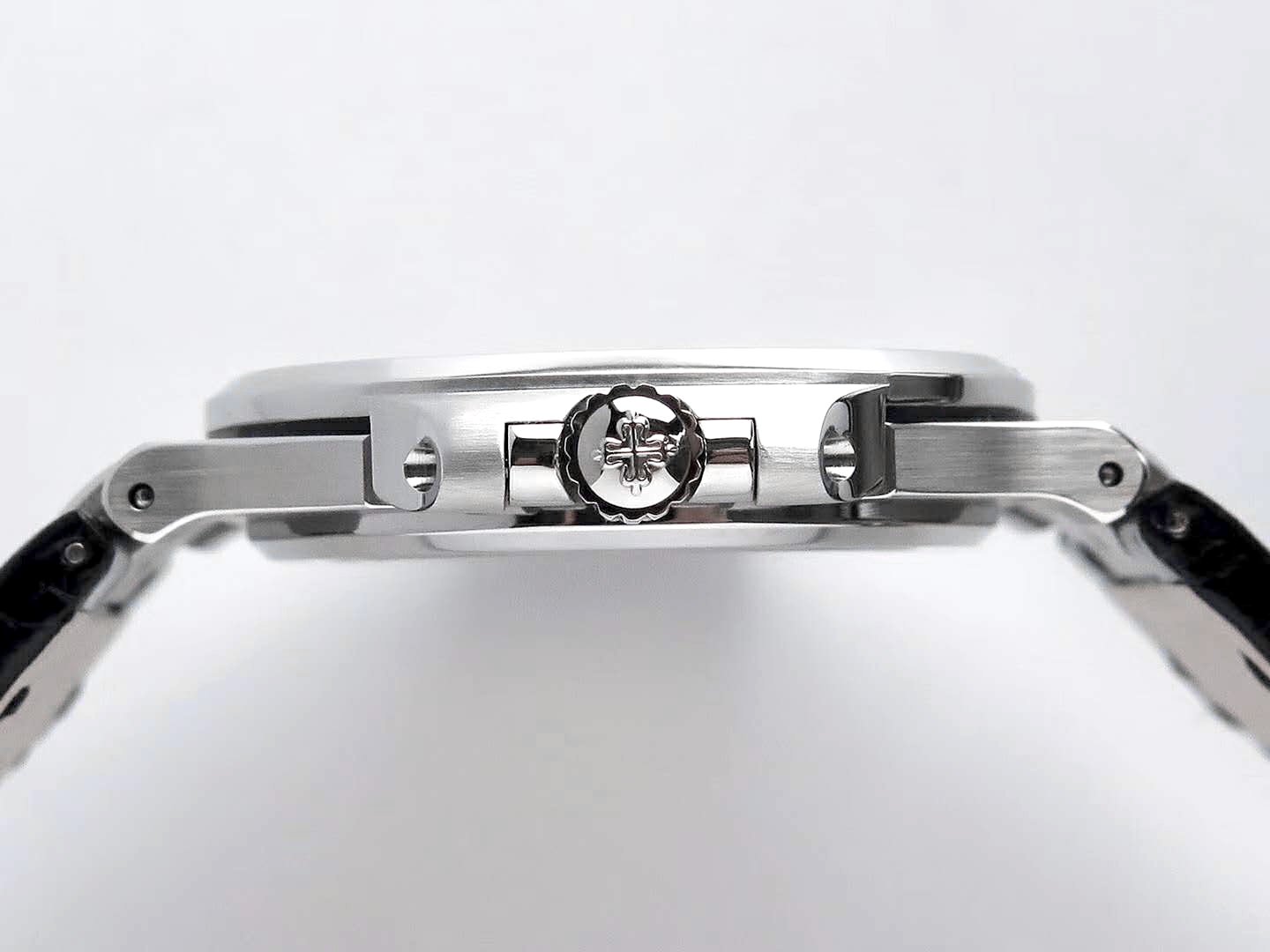 Nautilus Jumbo 5711 Grey Dial in Steel with Black Leather Strap