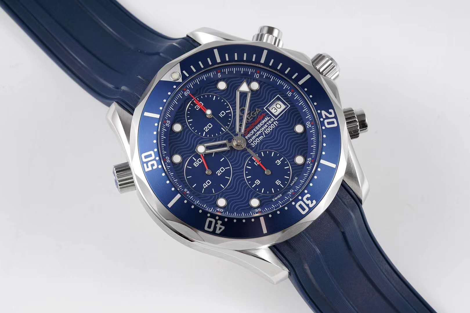 Seamaster Diver 300m Chronograph Blue Dial on Rubber Strap