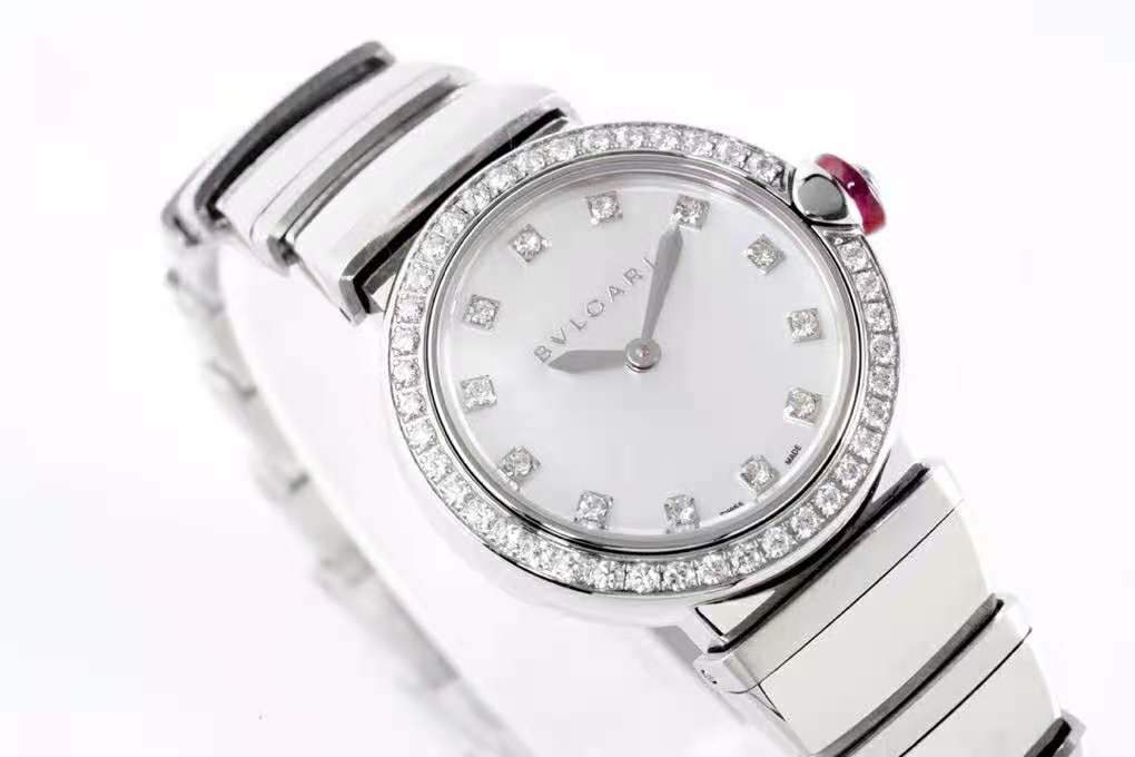 Lvcea Silver Dial in Steel with D1am0nd Bezel