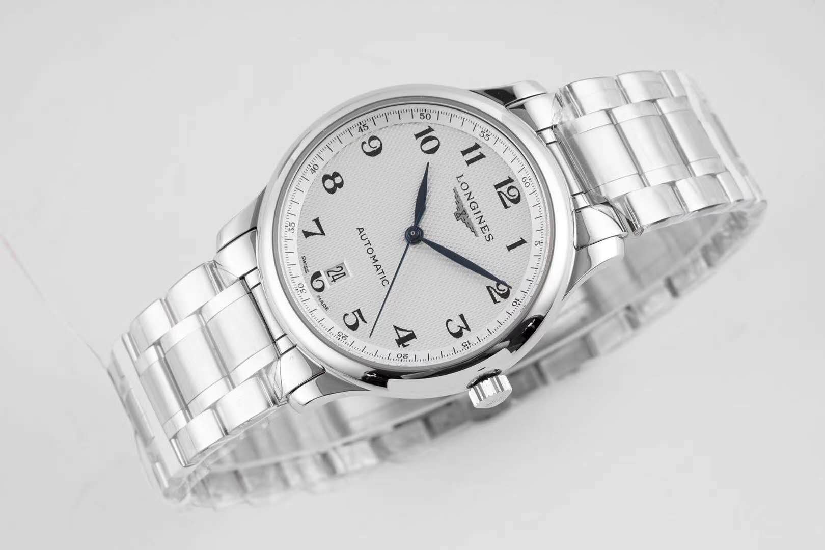 Master Collection White Dial on Bracelet