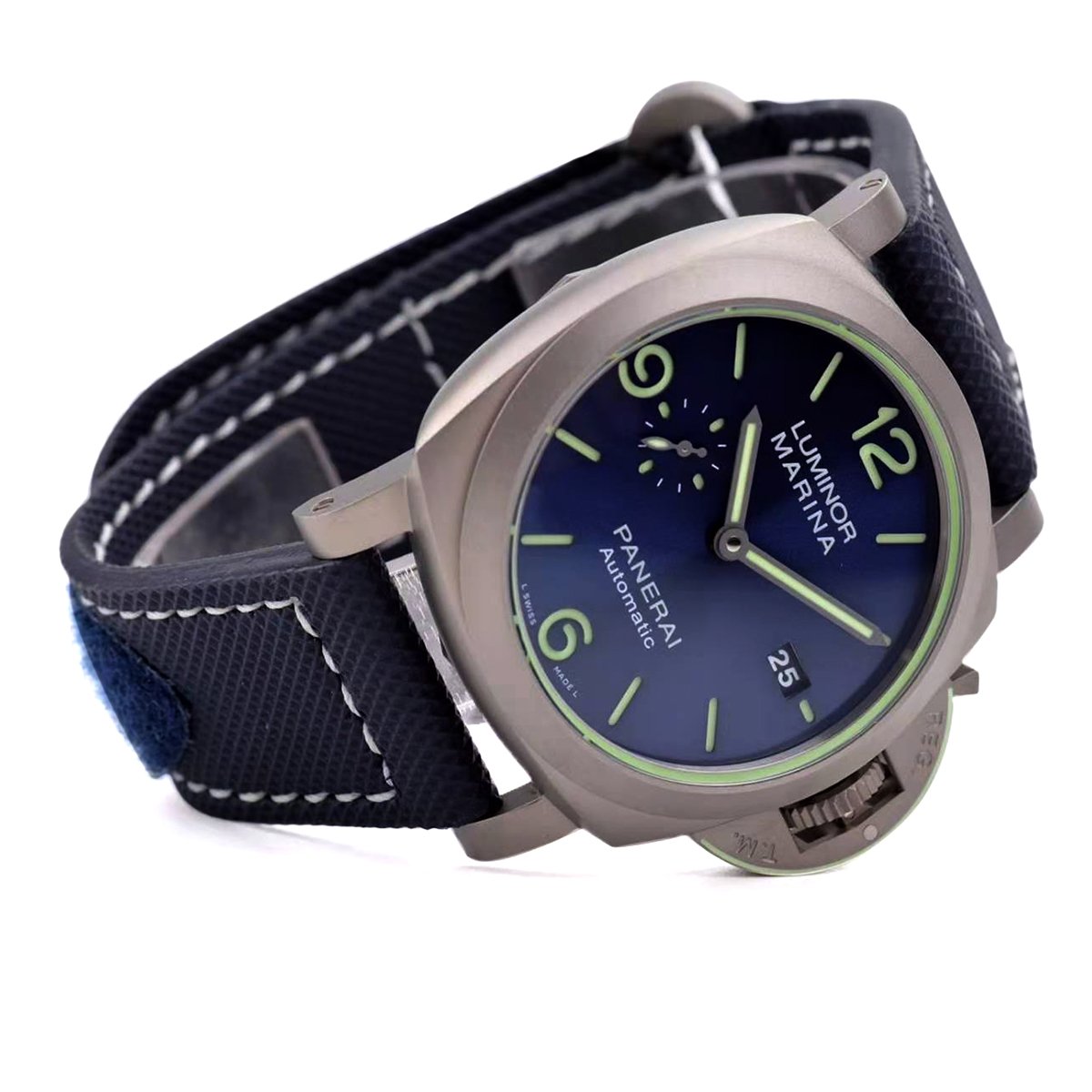 PAM1117 Luminor Marina 44mm