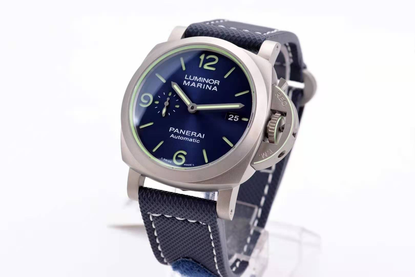 PAM1117 Luminor Marina 44mm