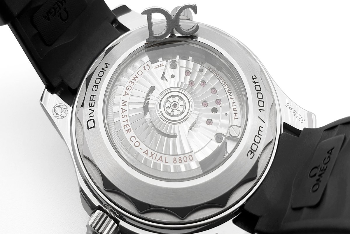 Seamaster Diver 300M Co-Axial Master Chronometer White Dial on Black Rubber Strap