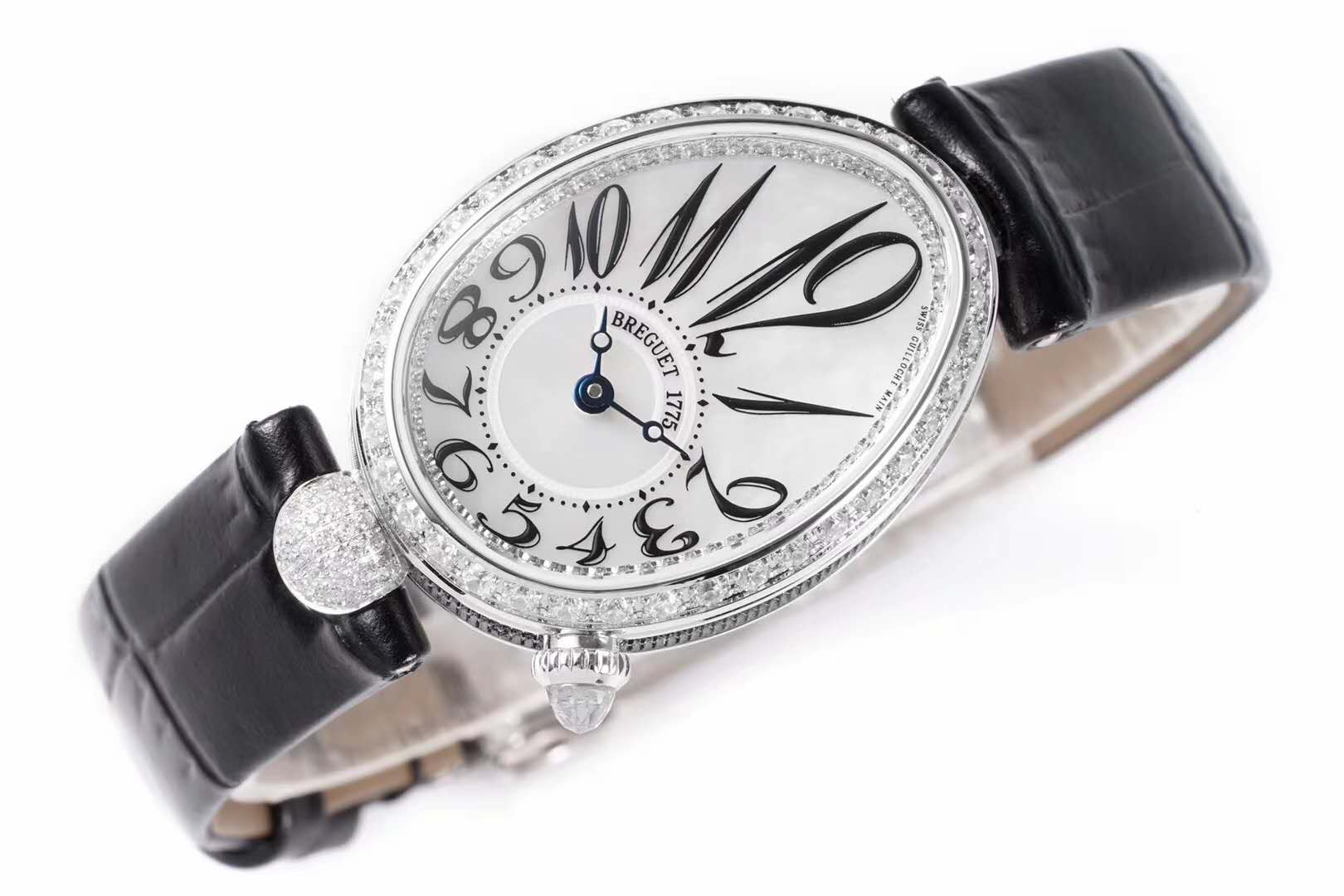 Reine de Naples in White Gold