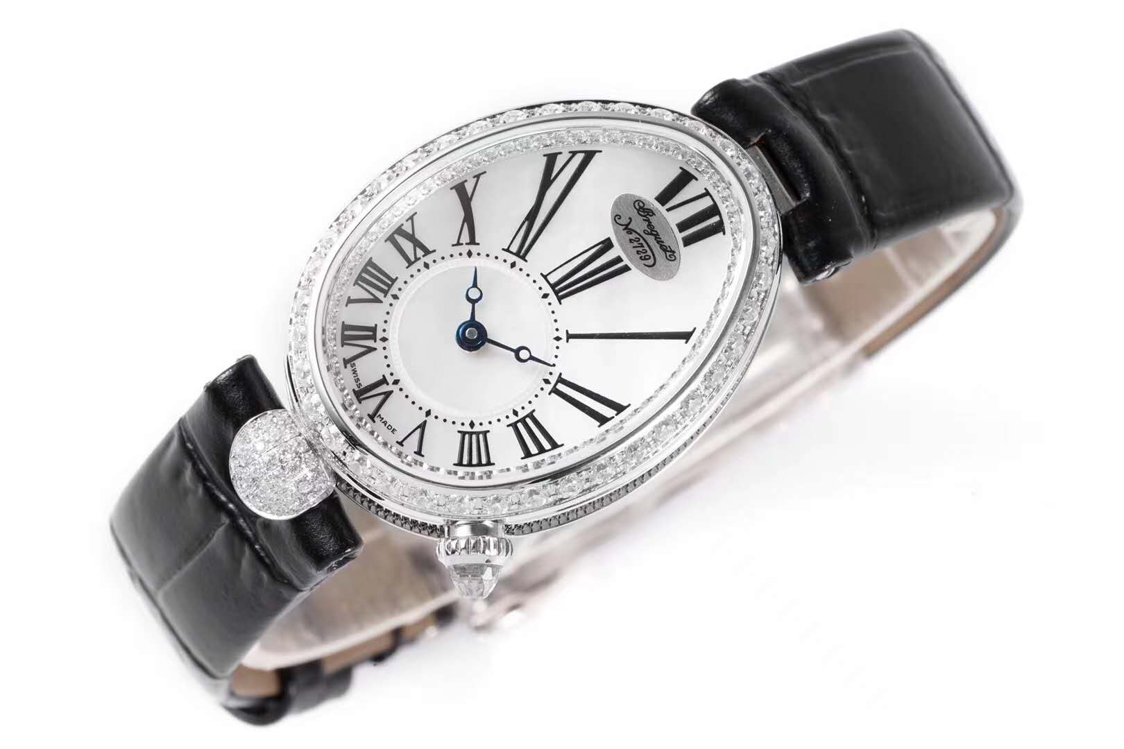 Reine de Naples in White Gold