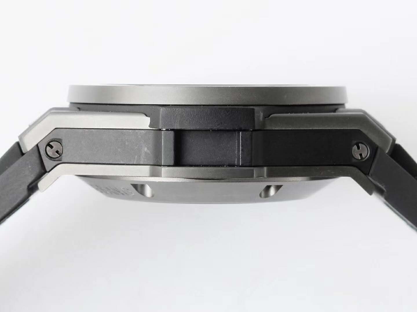 Big Bang Unico King Titanium