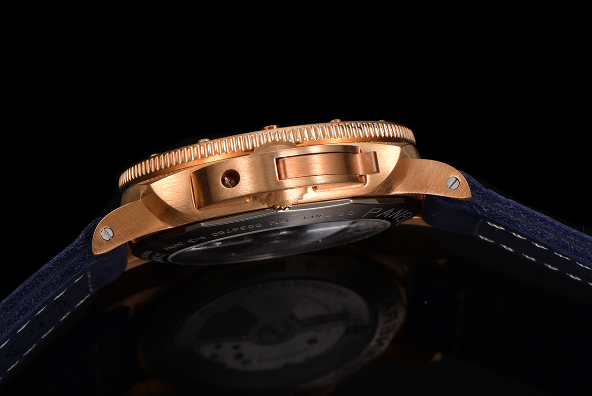PAM1074 Submersible Bronzo Blu Abisso 42mm