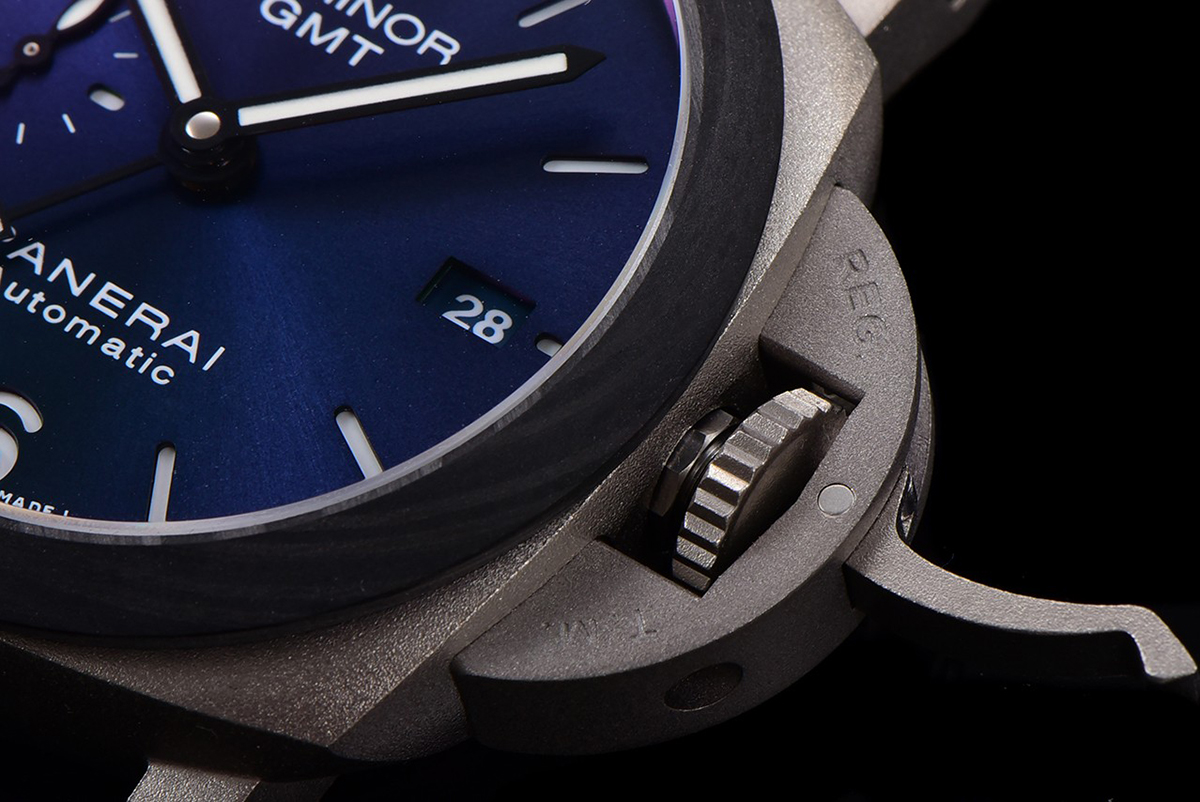PAM1279 Luminor GMT 42mm