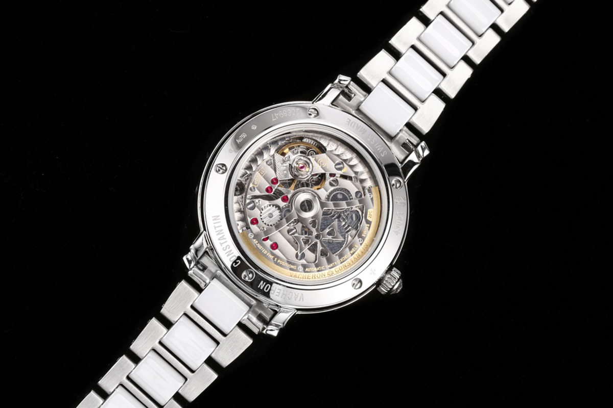 Traditionelle Perpetual Calendar Ultra-Thin 4305T/000G White Dial in White Gold on Bracelet