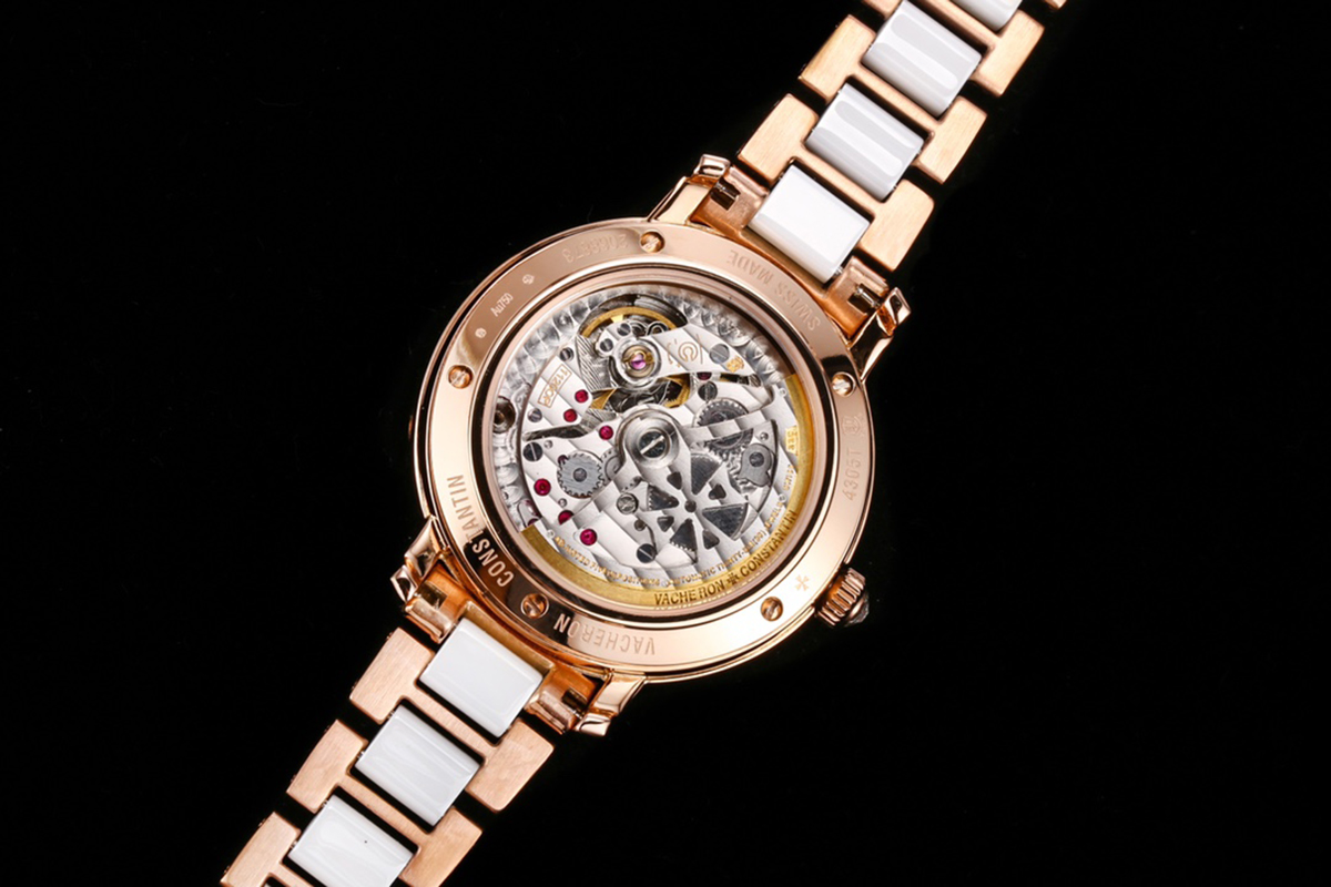Traditionelle Perpetual Calendar Ultra-Thin 4305T/000R-B947 White Dial in Pink Gold on Bracelet