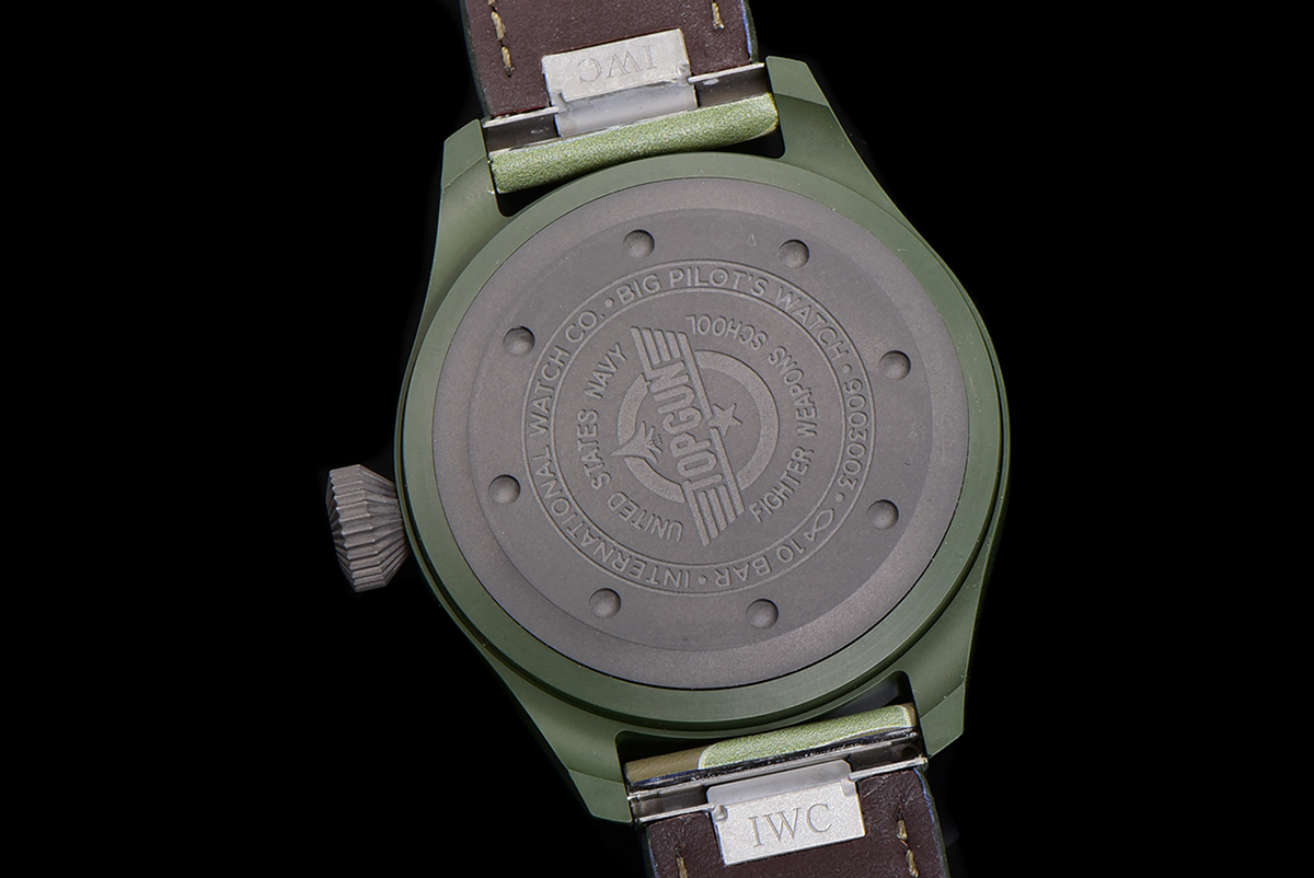 Big Pilot’s Watch 43 IW329802 Top Gun Edition Woodland on Camo Strap