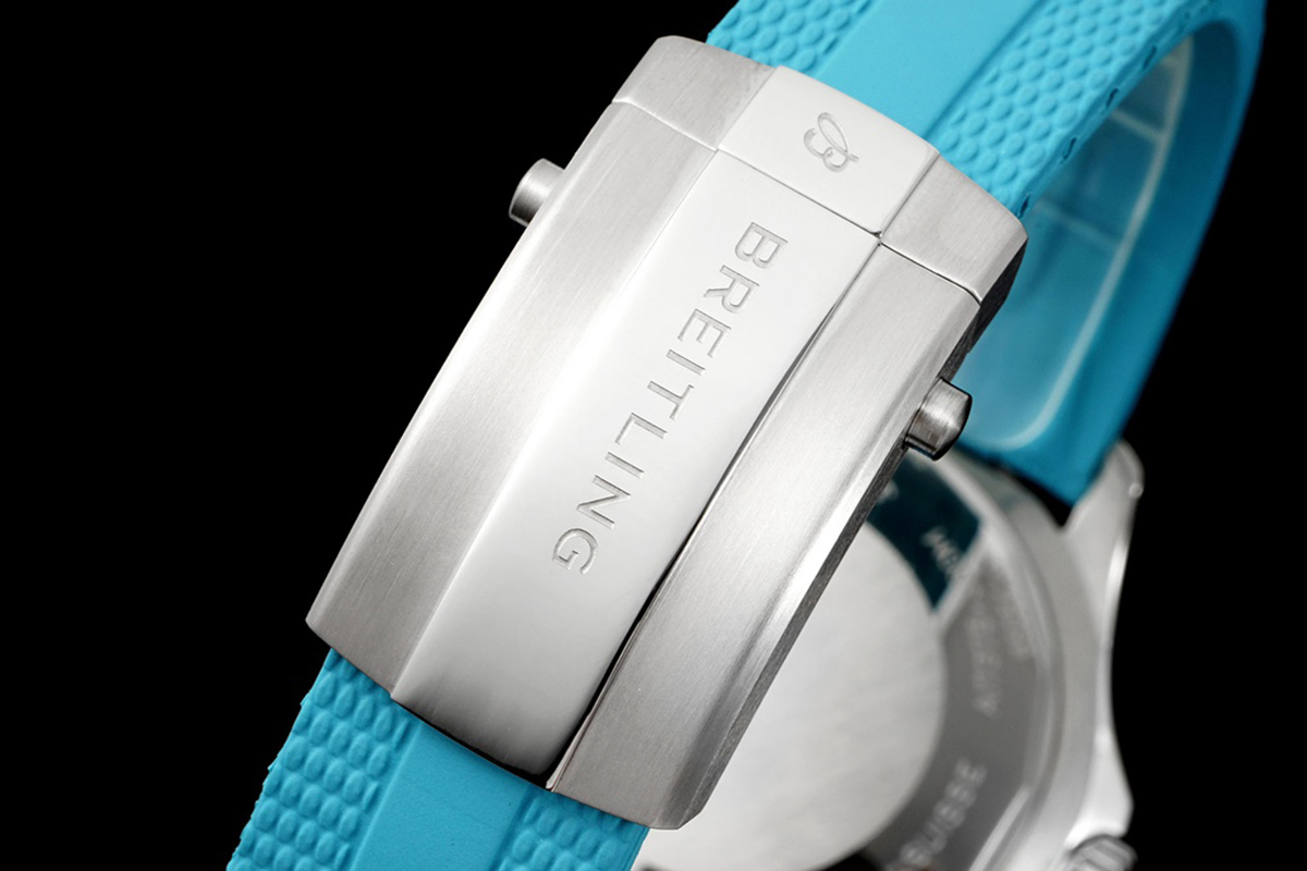 S*perocean Automatic 44 T*f*ny Blue Dial Ref: A17376211L2S1